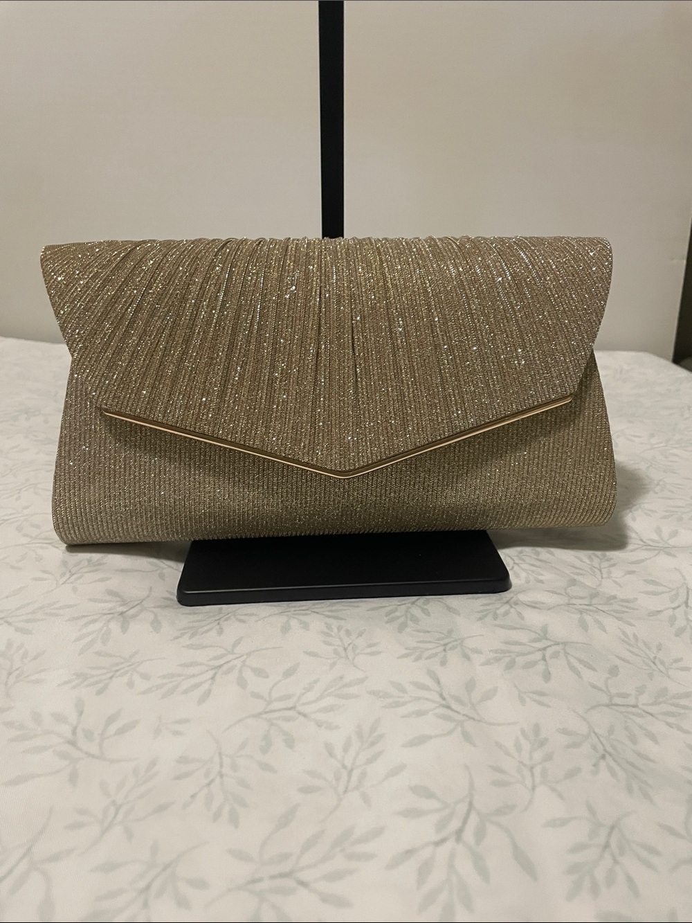 Elegant Gold Evening Clutch Bag